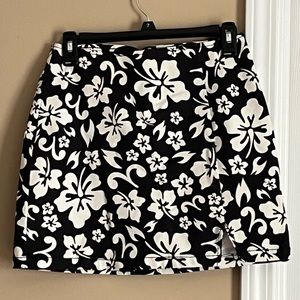 NWOT WildFable Black and White Floral Skirt